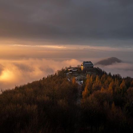 Hotel Hochwaldbaude Hain  Esterno foto